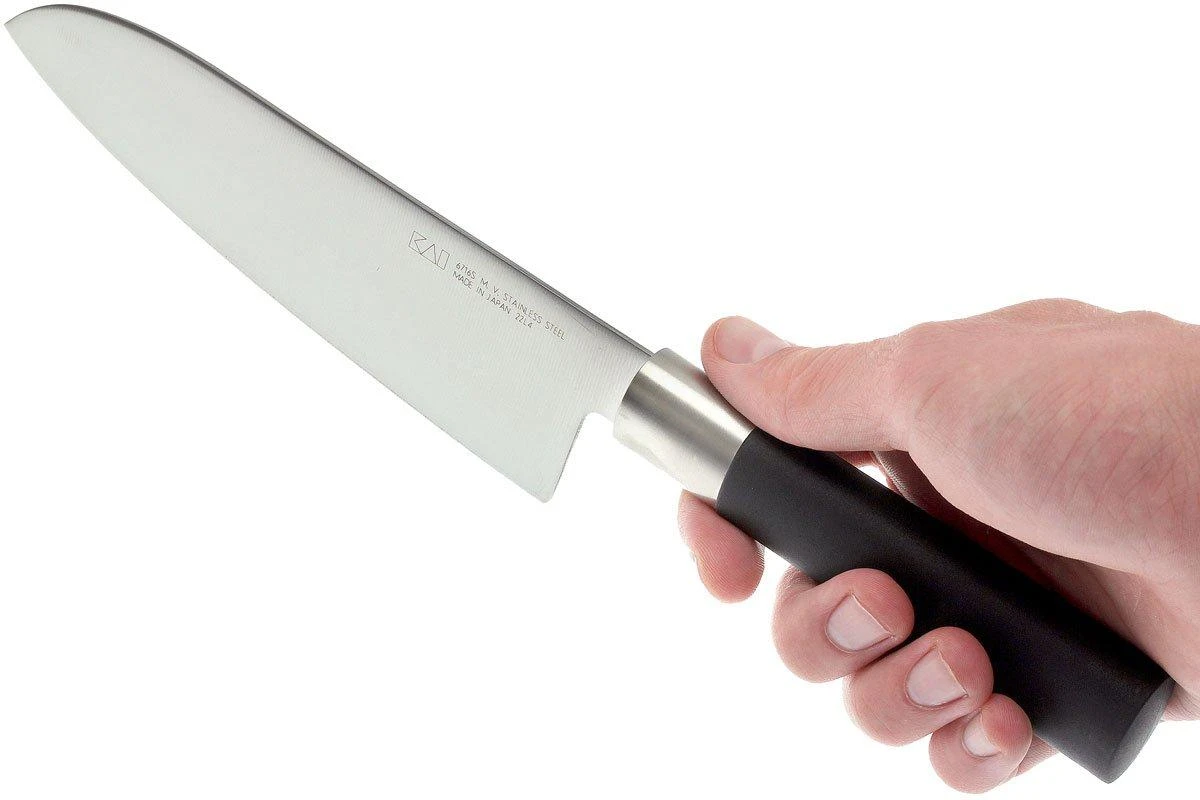 Kai Wasabi Black Santoku 16.5cm 6716S 10 Kai Wasabi Black Santoku 16.5cm 6716S – Image 8