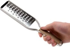 Microplane Master Grater Rasp Extra Coarse #5, Extra Grossière 43308 -Victorinox Soldes MP43308 04 microplane master grater mp43308 04