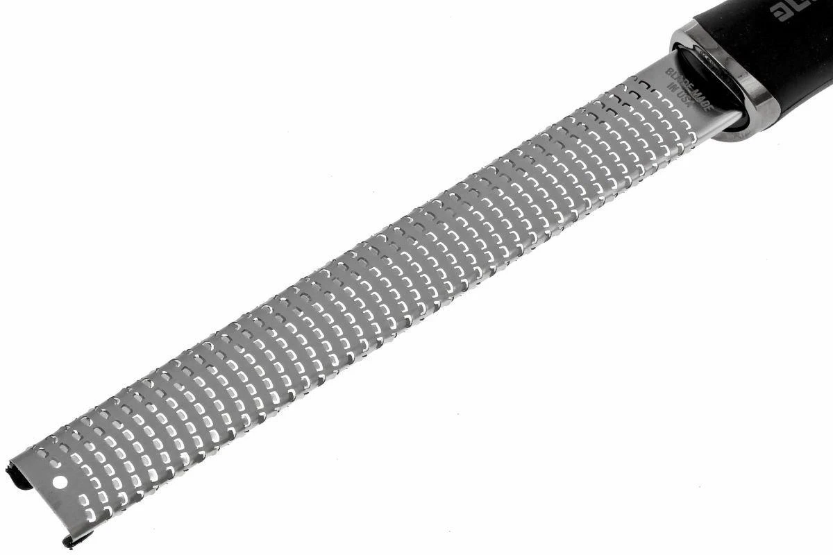 Râpe Microplane Premium Classic, Noir 4 Râpe Microplane Premium Classic, Noir – Image 2