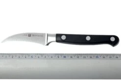 Zwilling - Professional « S » Éplucheur -Victorinox Soldes ZW31020 050 04 zwilling professional s 31020 050 tourneermes d4