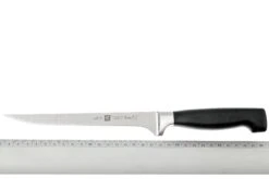 Zwilling - Four Star (4 Étoiles) Couteau à Filet -Victorinox Soldes ZW31073 180 04 zwilling foue star 31073 180 fileermes d4